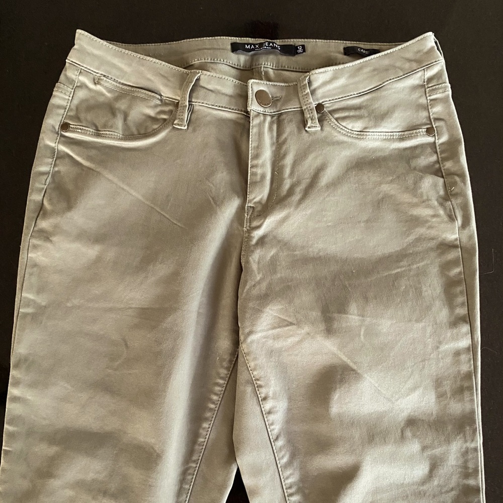 Max Jean capris